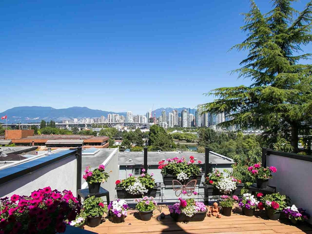 Billion Dollar Views In A Beautiful Fairview Slopes Heritage House Appartement Vancouver Buitenkant foto