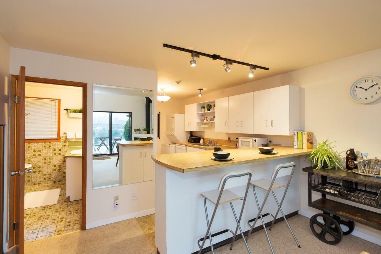 Billion Dollar Views In A Beautiful Fairview Slopes Heritage House Appartement Vancouver Buitenkant foto
